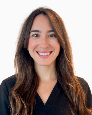 Photo of Amanda Ribeiro, Psychiatric Nurse Practitioner, APRN, FNP-BC, PMHNPC