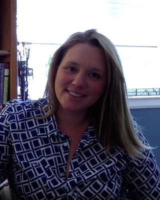 Photo of Sarah Domis, Licensed Professional Counselor in Paoli, PA