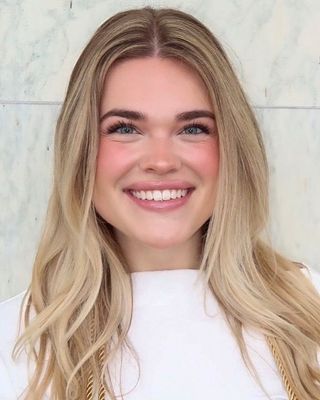 Photo of April Wieczorek, Physician Assistant, PA-C