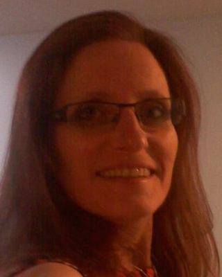 Photo of Kelly Hatton, Clinical Social Work/Therapist