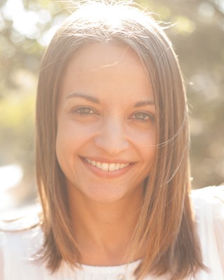 Photo of Kathryn Lubow, Marriage & Family Therapist in Los Angeles, CA