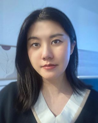 Photo of Ivy Pan, Pre-Licensed Professional in Fairview, Vancouver, BC