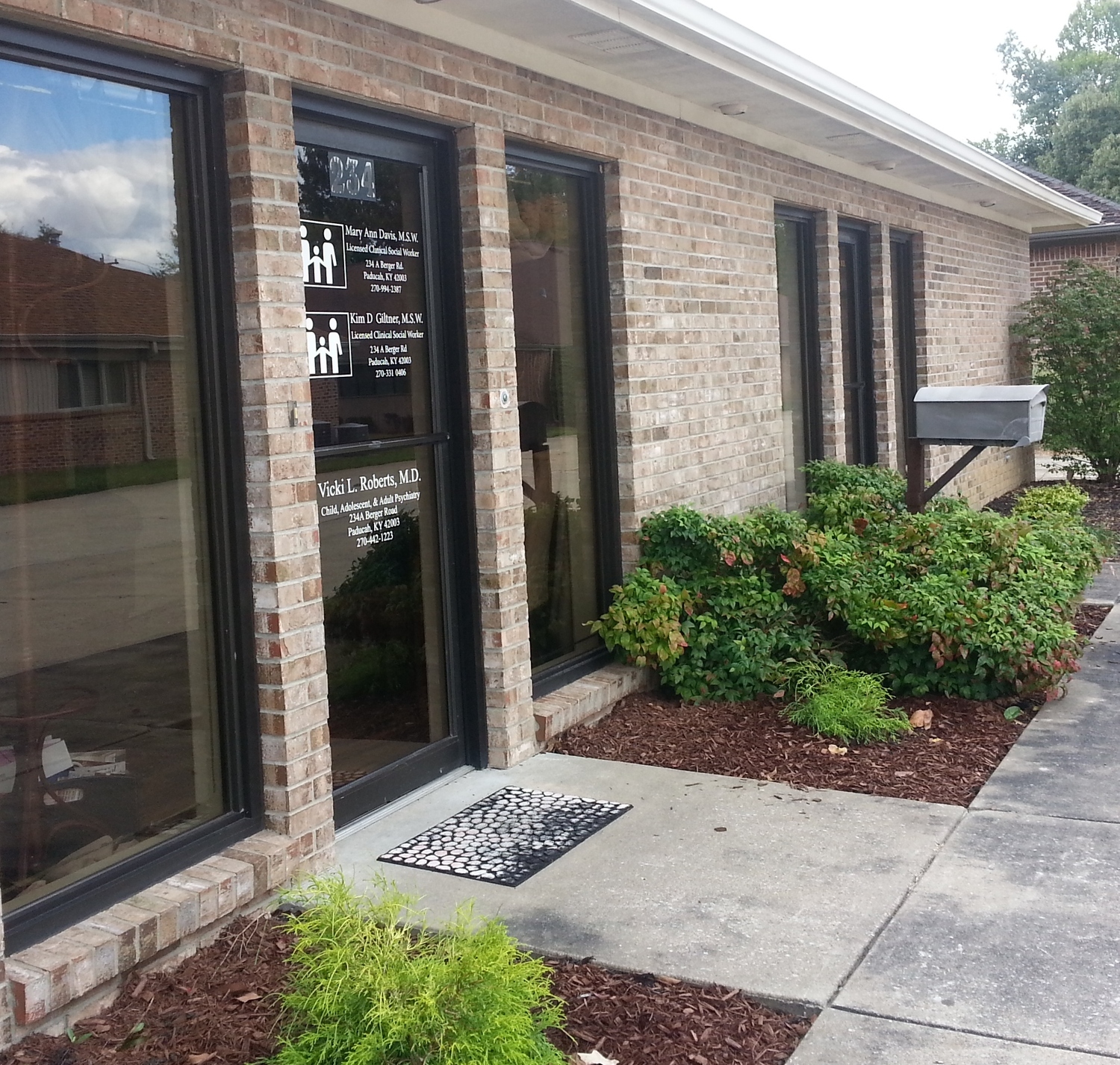 Mary Davis, Clinical Social Work/Therapist, Paducah, KY, 42003