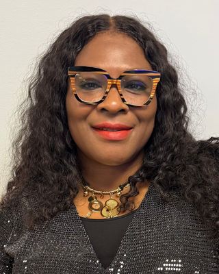 Photo of Banke Oluwole, Psychiatric Nurse Practitioner, PMHNP