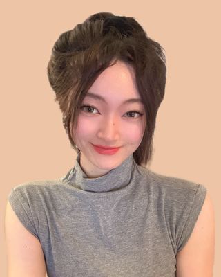 Photo of Beiling Du, Registered Psychotherapist (Qualifying), MA