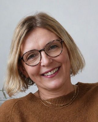 Photo of Kirsten Jones, Counsellor, MBACP
