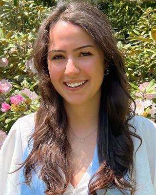 Photo of Isabella Ackilli, Pre-Licensed Professional, Intern, LMHC