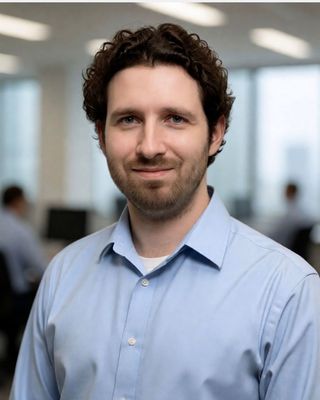 Photo of Finn Keller, Pre-Licensed Professional, MSW
