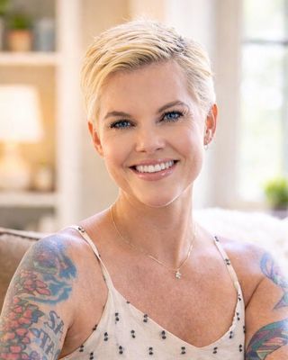 Photo of Shannon Geneen Kelly, Clinical Social Work/Therapist, LCSW-S, MSW, MPA, BFA, LCDC