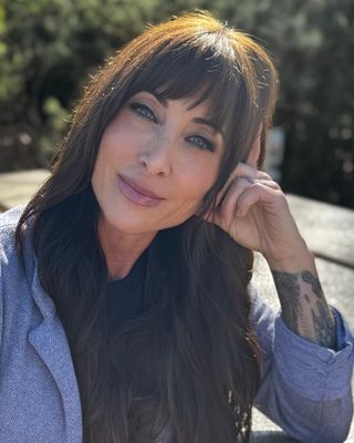 Photo of Elisabeth T. White, Marriage & Family Therapist, MA, LMFT