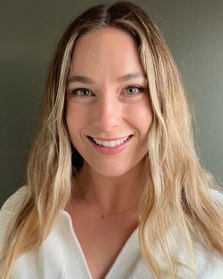 Photo of Emilie Allen, Pre-Licensed Professional