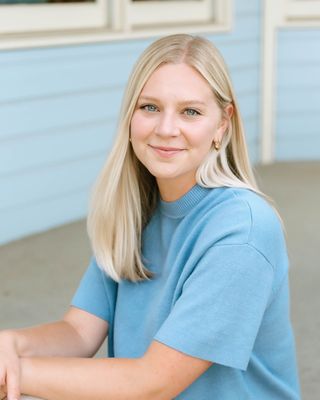 Photo of Erika De La Castro, Pre-Licensed Professional, MFTC