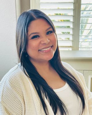 Photo of Joleen Santos, Marriage & Family Therapist Associate, MA, AMFT
