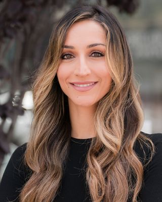 Photo of Tanya Gill, Marriage & Family Therapist, MA, LMFT