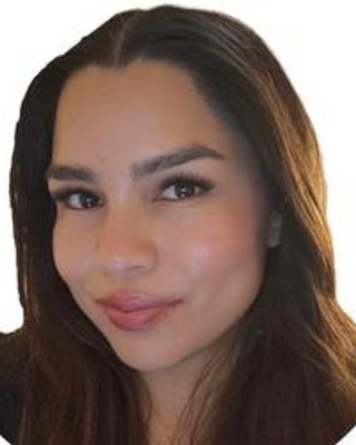 Photo of Lesly Sibrian, Clinical Social Work/Therapist, LCSW