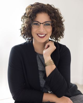 Photo of Chelsea Jones, Occupational Therapist, PhD, OT(Reg)