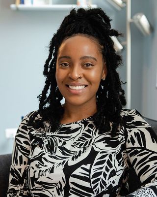 Photo of Alexis Lloyd, Counselor, LPC, LCPC, MA