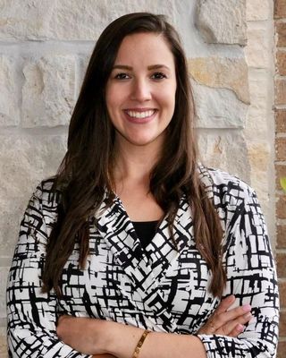 Photo of Taylor Poplaski, Psychiatric Nurse Practitioner, MSN, APRN, PMHNP