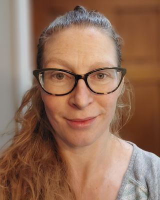 Photo of Sarah Bosence, Counsellor in TQ12, England