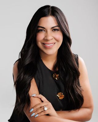 Photo of Alyssa Hasham, Psychologist, R Psyc, MACP