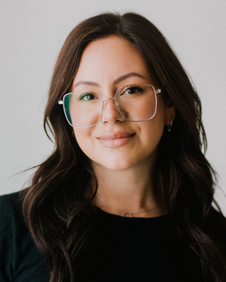 Photo of Gloria Saldana, Marriage & Family Therapist, LMFT