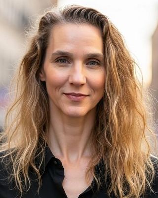 Photo of Dr Marie Filion, Psychologist, PhD, CPsychol