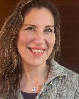 Photo of Tijen Sumbul, Associate Clinical Social Worker, ACSW