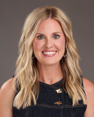 Photo of Dr. Caitlin Overfelt, Licensed Professional Counselor, PhD, LPC