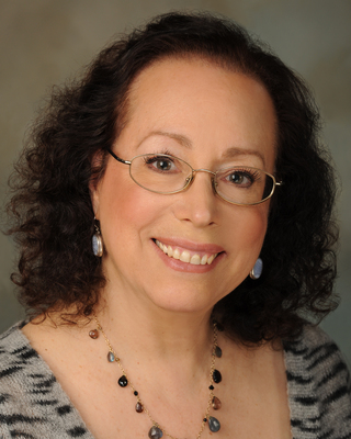 Photo of Phyllis Kossak, Psychologist in Huntington, NY
