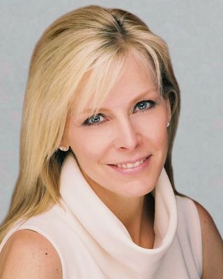 Photo of Heather Senst, Pre-Licensed Professional in Toronto