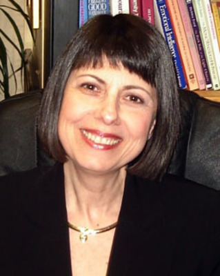 Photo of Bess Surmenkow, Counselor in Schaumburg, IL