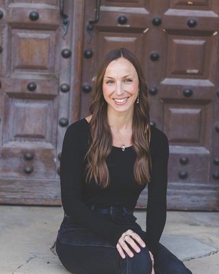 Photo of Jacqueline Sarah Robertson, Registered Psychotherapist, MA, LMFT, RP, PATP, EMDR