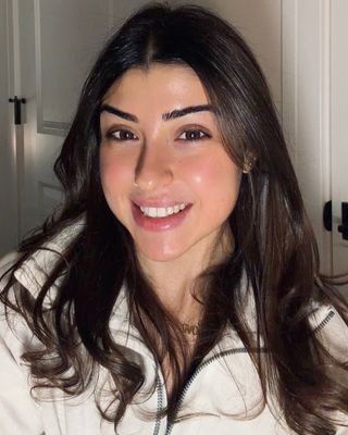 Photo of Farah Saloum, Pre-Licensed Professional
