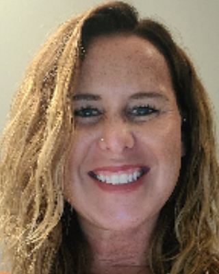 Photo of Lauren Oestmann, Clinical Social Work/Therapist, LCSW