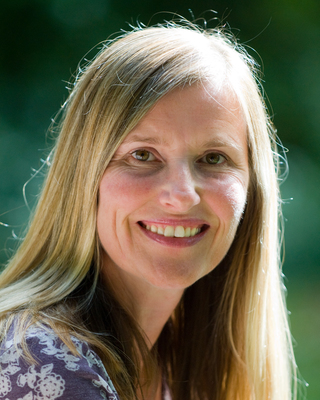 Photo of Giselle Macfarlane, Marriage & Family Therapist in Bainbridge Island, WA