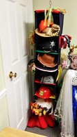 Gallery Photo of Hats used for dress-up