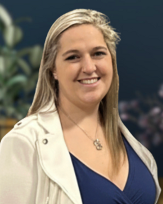 Photo of Ashley McIntire, Pre-Licensed Professional, MSW