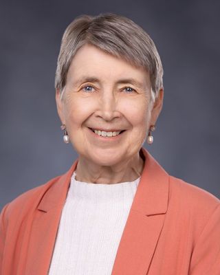 Photo of Clare Venus, Psychologist, PhD, CDE, LCP
