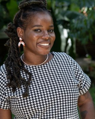 Photo of Zena White, Licensed Clinical Professional Counselor, LCPC, NCC