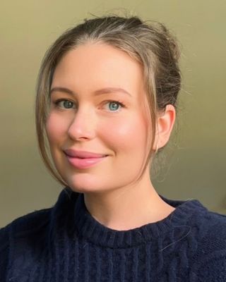 Photo of Alexandra Ennali, Counselor, MA, TLMHC