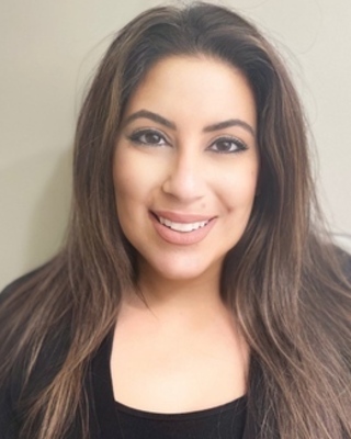 Photo of Riana Chagoury, Psychologist in Los Angeles, CA