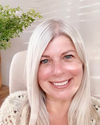 Photo of Kristin Gurney, Clinical Social Work/Therapist, MSW, LICSW, CFSW, CFT™