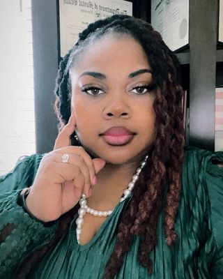 Photo of Tavoiya M Bell, LPC, MHSP, NCC