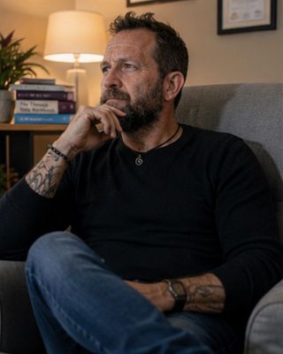 Photo of Lee McCallum, Counsellor, MBACP