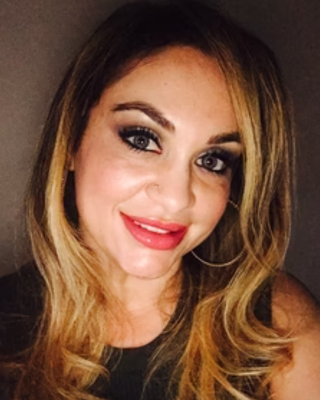 Photo of Gina Ameri, Psychiatric Nurse Practitioner, PMHNP