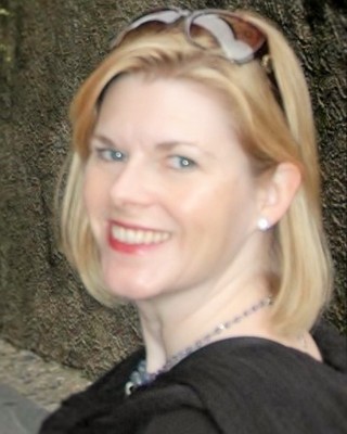 Photo of Emily Sinclair, Counselor in Kirkland, WA