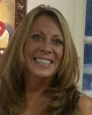 Photo of Renae Tramonte, Clinical Social Work/Therapist, LCSWR