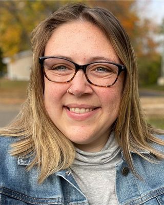 Photo of Hannah Blaha, Pre-Licensed Professional in Saint Paul, MN