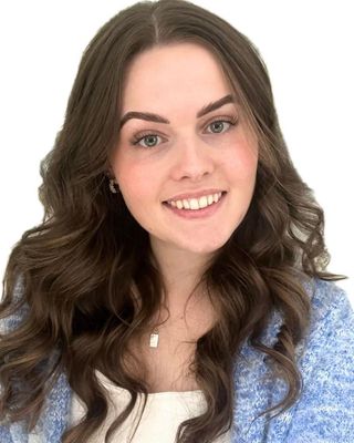 Photo of Kasey Morris, Counsellor, MA, MBACP