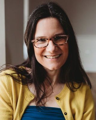 Photo of Dr. Katherine Endy, PhD, MSW